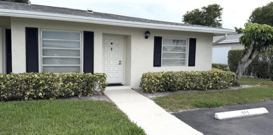 Apartment in Delray Beach, Florida 2 bedrooms, 108.42 sq.m. № 2261479