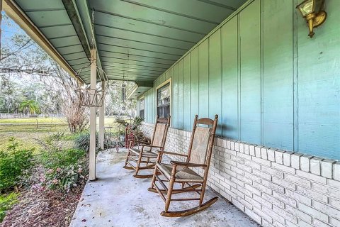 House in Lakeland, Florida 3 bedrooms, 239.69 sq.m. № 1540140 - photo 7