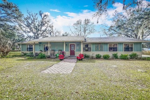 House in Lakeland, Florida 3 bedrooms, 239.69 sq.m. № 1540140 - photo 2