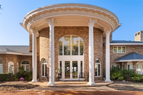 Villa ou maison à Bradenton, Floride 4 chambres, 1106.56 m2 № 2205626