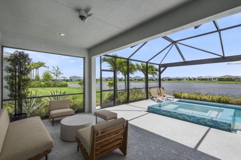 House in Port St. Lucie, Florida 3 bedrooms, 185.62 sq.m. № 2082643 - photo 20