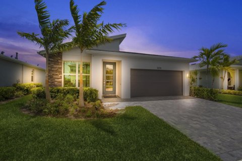 House in Port St. Lucie, Florida 3 bedrooms, 185.62 sq.m. № 2082643