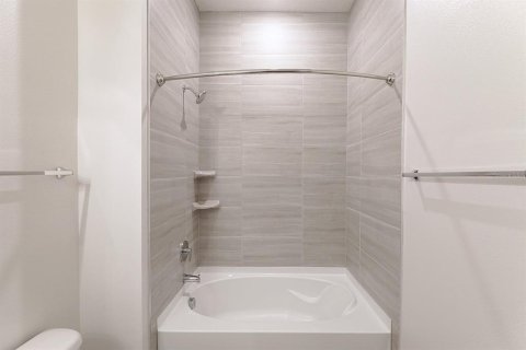 Adosado en alquiler en Sarasota, Florida, 3 dormitorios, 157.56 m2 № 1573032 - foto 25