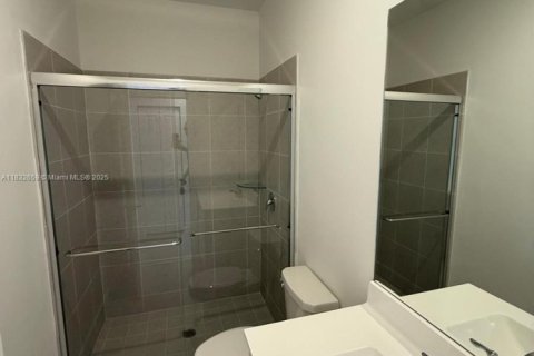 Commercial property in Homestead, Florida 2 bedrooms № 2018589 - photo 13