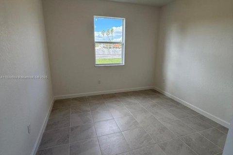 Commercial property in Homestead, Florida 2 bedrooms № 2018589 - photo 14