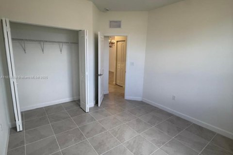 Commercial property in Homestead, Florida 2 bedrooms № 2018589 - photo 17