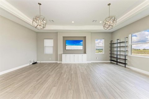 House in Sarasota, Florida 3 bedrooms, 330.82 sq.m. № 1679981 - photo 28