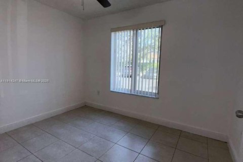 Снять в аренду кондоминиум в Хайалиа, Флорида 1 спальня, 58.71м2, № 1969913 - фото 6