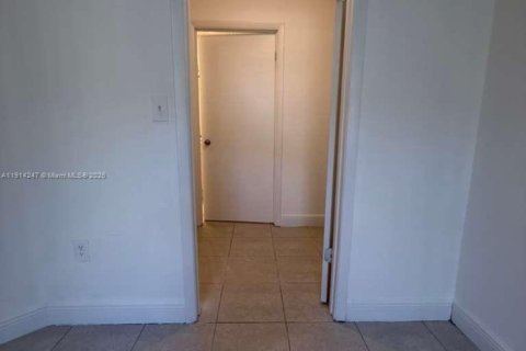 Снять в аренду кондоминиум в Хайалиа, Флорида 1 спальня, 58.71м2, № 1969913 - фото 7