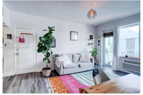 Condo à Miami Beach, Floride, 1 chambre  № 1969060