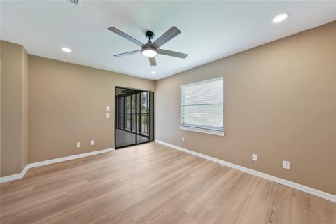 Condo in Port Charlotte, Florida, 2 bedrooms  № 1746913 - photo 21