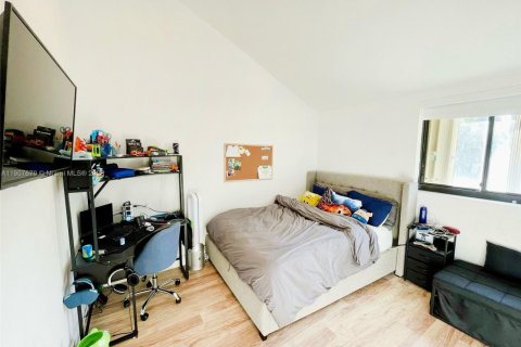 Купить таунхаус в Авентура, Флорида 3 спальни, 188.78м2, № 1963686 - фото 17