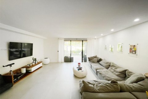 Купить таунхаус в Авентура, Флорида 3 спальни, 188.78м2, № 1963686 - фото 24