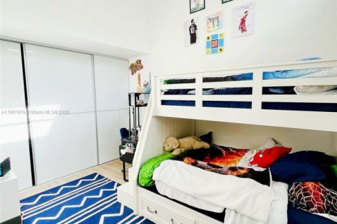 Купить таунхаус в Авентура, Флорида 3 спальни, 188.78м2, № 1963686 - фото 15