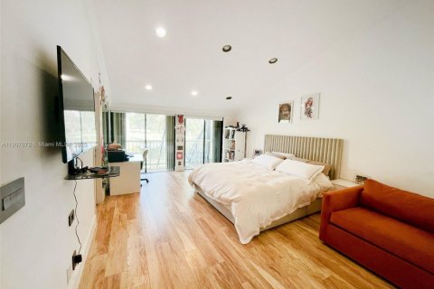 Купить таунхаус в Авентура, Флорида 3 спальни, 188.78м2, № 1963686 - фото 12