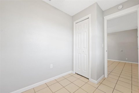 Apartamento en alquiler en Tampa, Florida, 3 dormitorios, 122.63 m2 № 1687667 - foto 11