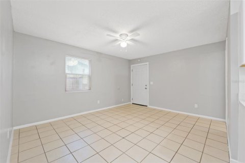Apartamento en alquiler en Tampa, Florida, 3 dormitorios, 122.63 m2 № 1687667 - foto 6