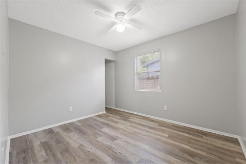 Apartamento en alquiler en Tampa, Florida, 3 dormitorios, 122.63 m2 № 1687667 - foto 12