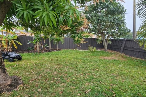 Casa en venta en Miami, Florida, 4 dormitorios, 156.91 m2 № 1764627 - foto 6