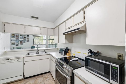 Condominio en venta en Palm Harbor, Florida, 2 dormitorios, 97.08 m2 № 1572571 - foto 12