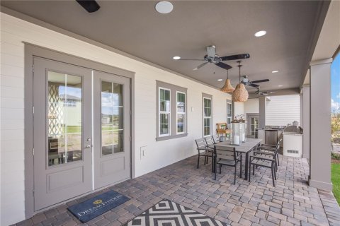 House in Orlando, Florida 3 bedrooms, 222.69 sq.m. № 2166269 - photo 11