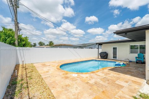 Casa en venta en Hollywood, Florida, 3 dormitorios, 172.05 m2 № 1833792 - foto 14