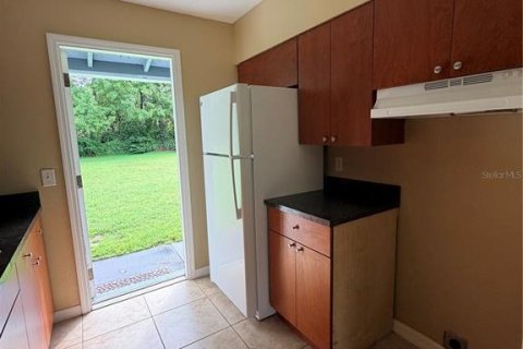 Villa ou maison à louer à Orlando, Floride: 2 chambres, 67.35 m2 № 2417045 - photo 5