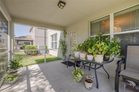 House in Tampa, Florida 4 bedrooms, 236.81 sq.m. № 2151726 - photo 28