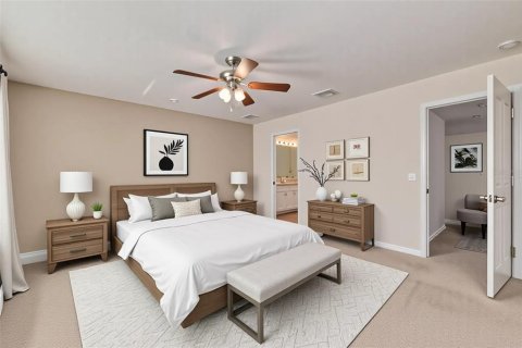 House in Tampa, Florida 4 bedrooms, 236.81 sq.m. № 2151726 - photo 17