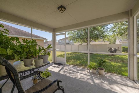House in Tampa, Florida 4 bedrooms, 236.81 sq.m. № 2151726 - photo 27