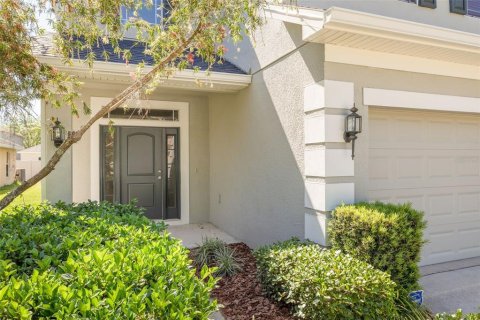 House in Tampa, Florida 4 bedrooms, 236.81 sq.m. № 2151726 - photo 3