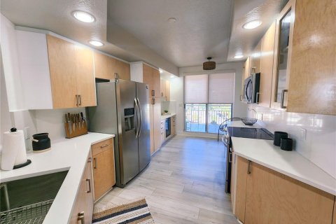 Condominio en alquiler en Clearwater, Florida, 2 dormitorios, 170.94 m2 № 2103680 - foto 8