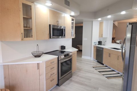 Condominio en alquiler en Clearwater, Florida, 2 dormitorios, 170.94 m2 № 2103680 - foto 16