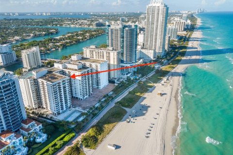 Condo in Miami Beach, Florida, 3 bedrooms  № 2004906 - photo 20