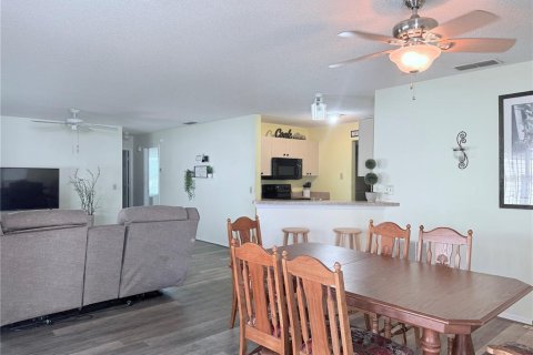 Casa en venta en The Villages, Florida, 2 dormitorios, 104.14 m2 № 1894053 - foto 6
