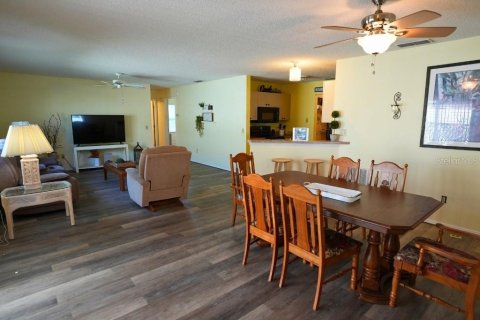 Casa en venta en The Villages, Florida, 2 dormitorios, 104.14 m2 № 1894053 - foto 11