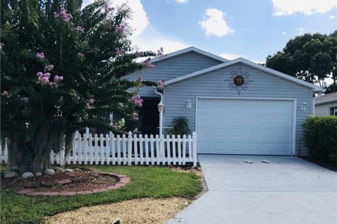 Casa en The Villages, Florida 2 dormitorios, 104.14 m2 № 1894053