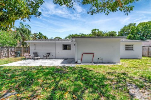 Casa en venta en Boca Raton, Florida, 3 dormitorios, 123.56 m2 № 1186434 - foto 1