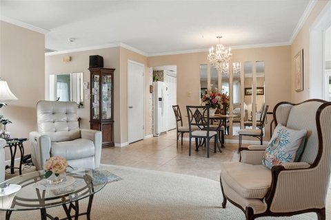 Condo in Venice, Florida, 2 bedrooms  № 2352507 - photo 8