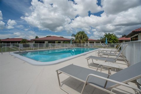 Condo in Venice, Florida, 2 bedrooms  № 2352507 - photo 3