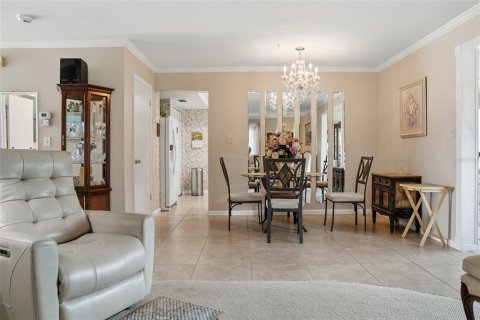 Condo in Venice, Florida, 2 bedrooms  № 2352507 - photo 9