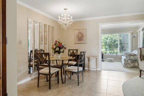 Condo in Venice, Florida, 2 bedrooms  № 2352507 - photo 10