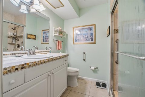 Condo in Venice, Florida, 2 bedrooms  № 2352507 - photo 16