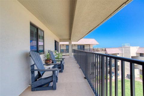 Condo in Ormond Beach, Florida, 2 bedrooms № 2201739 - photo 28