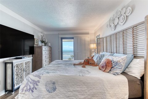 Condo in Ormond Beach, Florida, 2 bedrooms № 2201739 - photo 17