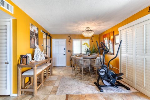 Condo in Ormond Beach, Florida, 2 bedrooms № 2201739 - photo 24