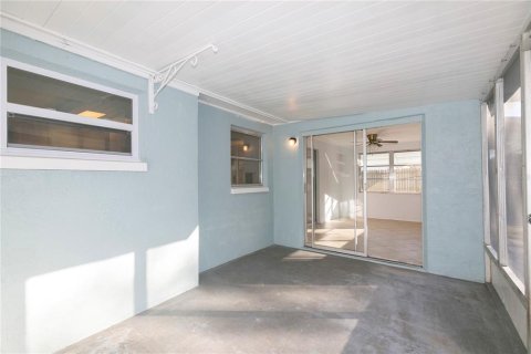 House in Holiday, Florida 2 bedrooms, 93.27 sq.m. № 1792326 - photo 14
