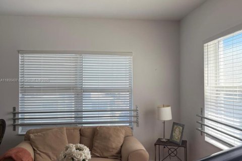 Copropriété à vendre à Miami Beach, Floride: 1 chambre, 53.88 m2 № 1979226 - photo 5