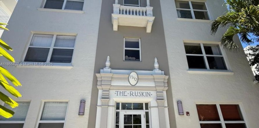 Condo à Miami Beach, Floride, 1 chambre  № 1979226