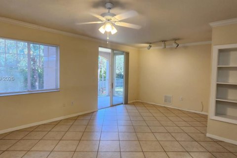 Condo in West Palm Beach, Florida, 1 bedroom  № 2040039 - photo 6